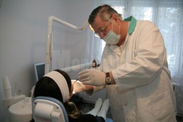 Asigurarea obligatorie de sănătate nu acoperă măcar o consultație stomatologică la 6 luni