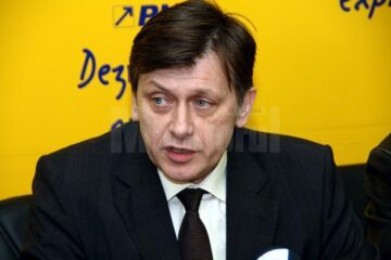 Președintele PNL, Crin Antonescu, va fi prezent duminică, 4 mai a.c., la Suceava, pentru a se întâlni cu electoratul sucevean