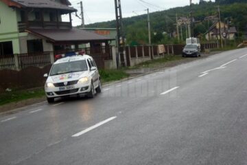 În cele patru zile, polițiștii au acționat zilnic cu 12 autospeciale cu radare, aplicând aproape 1.000 de amenzi