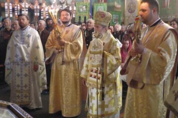Arhiepiscopul Sucevei și Rădăuților a săvârșit pe 4 mai Sfânta Liturghie în Parohia Straja