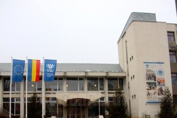 Un lector al Universității din Suceava acuză conducerea instituției că a măsluit un concurs pentru ocuparea unui post