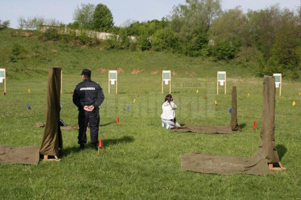 Suceava are 17 bărbați și nouă femei în finală
