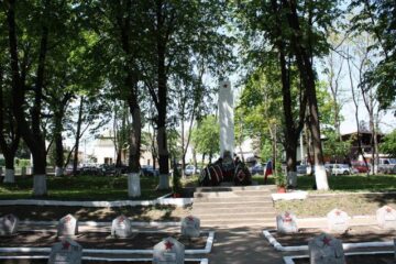 Cimitirul ostașilor sovietici din municipiul Fălticeni