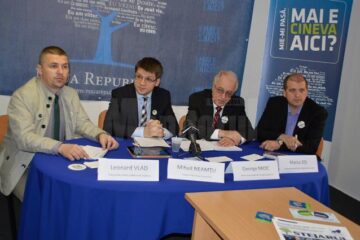 Candidații de pe primele locuri la alegerile europarlamentare din partea Partidului Noua Republică - președintele partidului, Mihail Neamțu, și George Mioc - au fost ieri în campanie electorală la Suceava