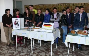 “Europa culinară”, expoziție organizată la Colegiul “Vasile Lovinescu” Fălticeni