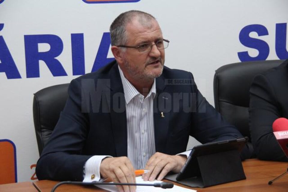 Prim-vicepreședintele PDL Suceava, Orest Onofrei, candidat pe un loc considerat eligibil pentru Parlamentul European Prim-vicepreședintele PDL Suceava, Orest Onofrei, candidat pe un loc considerat eligibil pentru Parlamentul European
