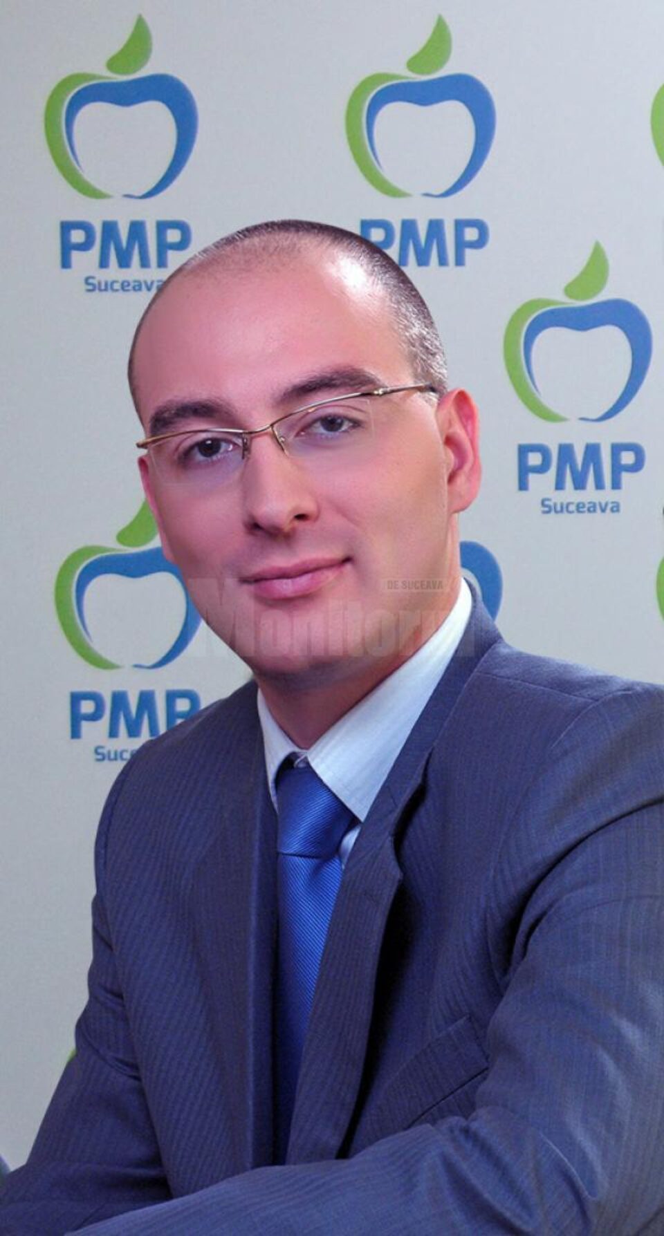 Secretarul general al Organizației Județene Suceava a Partidului Mișcarea Pupulară, Florin Hrebenciuc, denunță “domnia defunctului USL” în județul Suceava Secretarul general al Organizației Județene Suceava a Partidului Mișcarea Pupulară, Florin Hrebenciuc, denunță “domnia defunctului USL” în județul Suceava