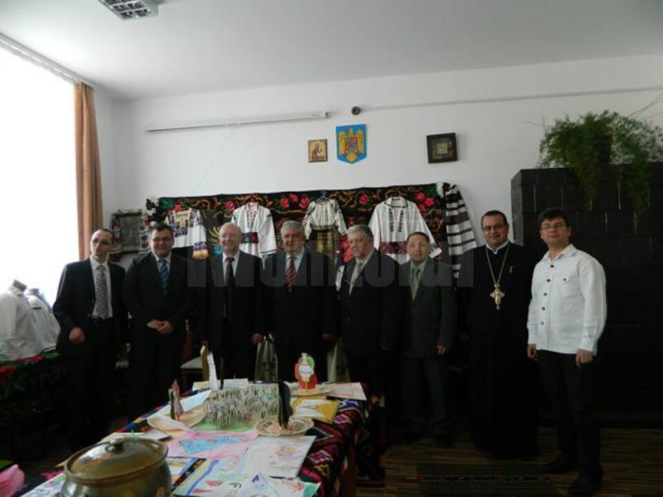 Simpozionul național „Armonie prin joc și cânt, port și cuvânt”