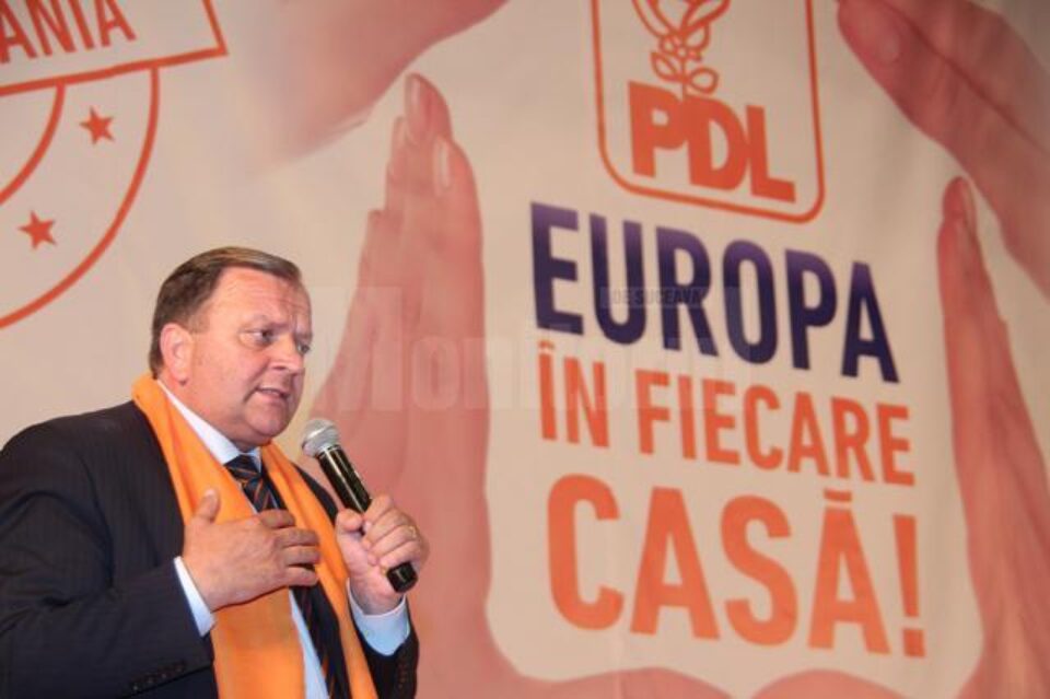 Președintele PDL Suceava, senatorul Gheorghe Flutur, a anunțat sâmbătă, în mod oficial, că va candida din nou pentru președinția Consiliului Județean Suceava