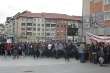 Marș prin Suceava, în cadrul acțiunii „Fii conștient, nu dependent”