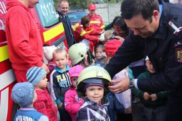Campania de informare s-a axat pe ideea că ghinionul poate fi prevenit prin cunoașterea măsurilor de precauție
