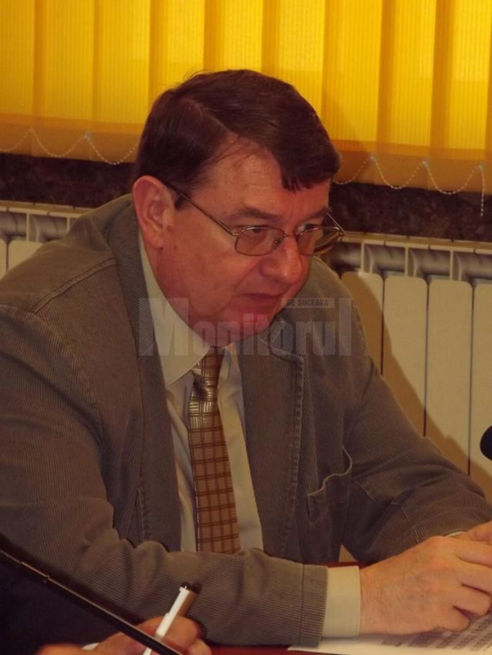 Ovidiu Dumitrescu: „De la întreruperea furnizării căldurii primim câte 35-40 de cereri de debranșate pe zi” Ovidiu Dumitrescu: „De la întreruperea furnizării căldurii primim câte 35-40 de cereri de debranșate pe zi”