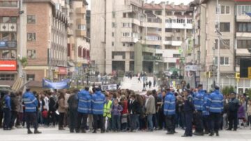 Aproape o mie de voluntari au militat ieri împotriva violenței, a drogurilor și a tutunului