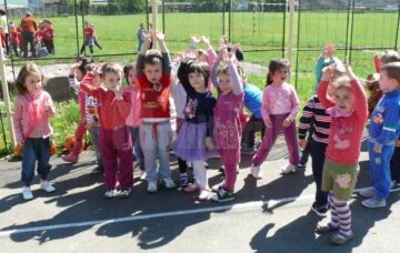 Micuții din Fălticeni, atrași la acțiuni sportive