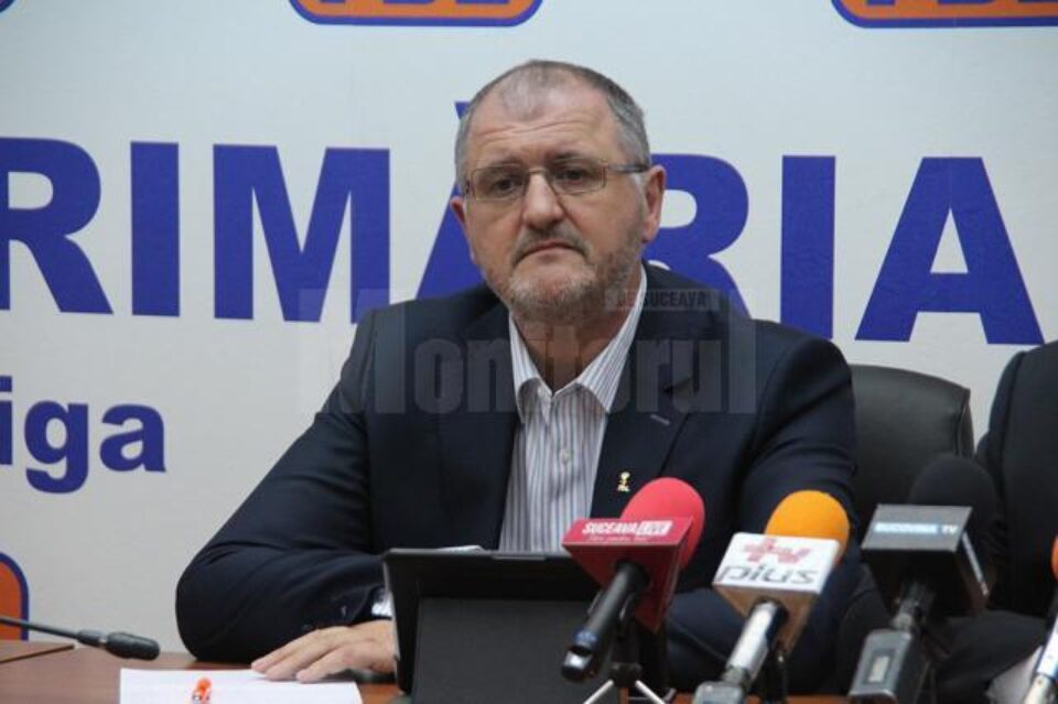 Prim-vicepreședintele PDL Suceava, Orest Onofrei, care candidează pentru Parlamentul European pe un loc considerat eligibil pe lista acestui partid Prim-vicepreședintele PDL Suceava, Orest Onofrei, care candidează pentru Parlamentul European pe un loc considerat eligibil pe lista acestui partid