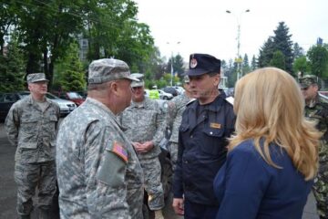 Delegația americană, primită de colonelul Ioan Burlui, șeful ISU Suceava