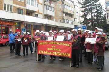 Sindicaliștii au pichetat timp de o oră sediul din Suceava al Poștei Române