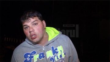 Petrică Mândrilă, la fata locului, in noaptea incendiului care a cuprins blocul din Broșteni