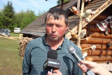 Hora Bucovinei a adus ieri la Bucșoaia mii de oameni din toate colțurile județului