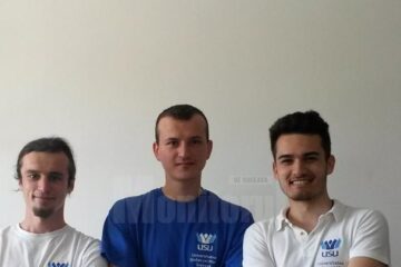 Echipajul a fost alcătuit din studenții Mihai Marian Cenușă, Stelian Senocico și Ciprian Sofronia