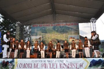 Festivalul de Obiceiuri și Tradiții „Comori de suflet românesc”