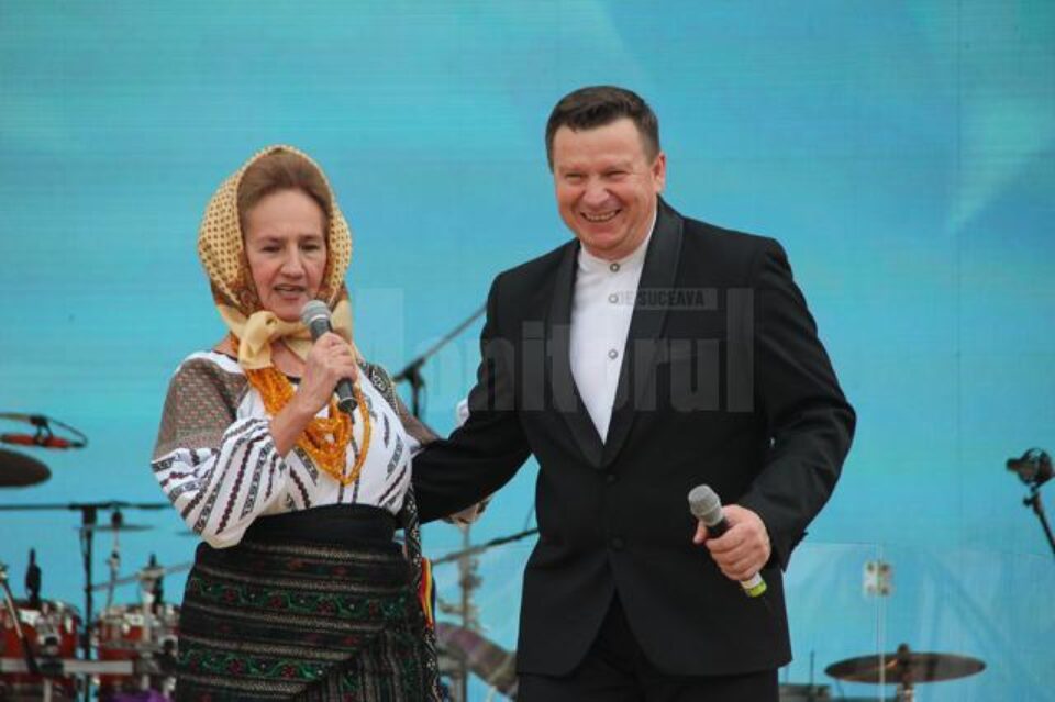 Sofia Vicoveanca a venit în fața publicului sucevean cu melodii în primă audiție