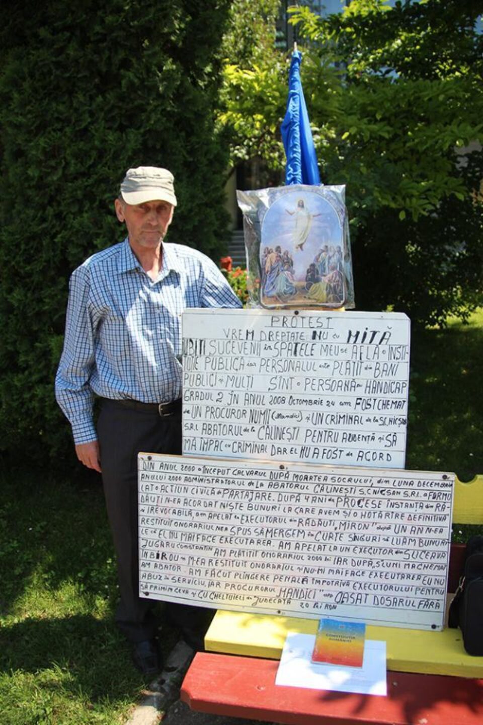 Vasile Senciuc este nemulțumit de soluțiile pronunțate de procurori într-un dosar care privește o executare silită Vasile Senciuc este nemulțumit de soluțiile pronunțate de procurori într-un dosar care privește o executare silită