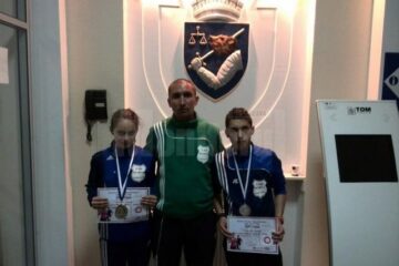 Paula Alina Vântu și Daniel Mihăescu, împreună cu antrenorul Cristian Prâsneac