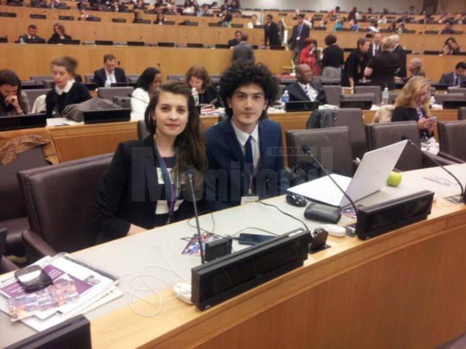 Inițiativa organizării dezbaterii de la New York îi aparține fălticeneanului Bogdan Baciu