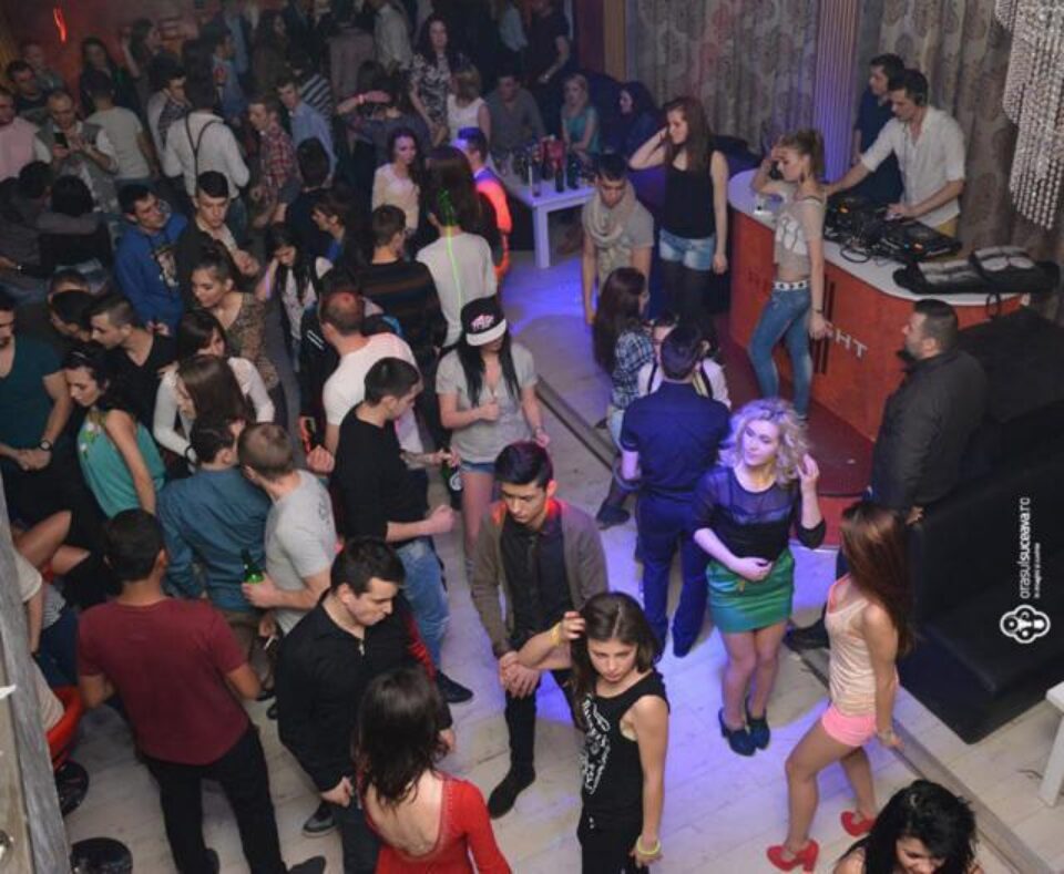 Clubul “Red Light”