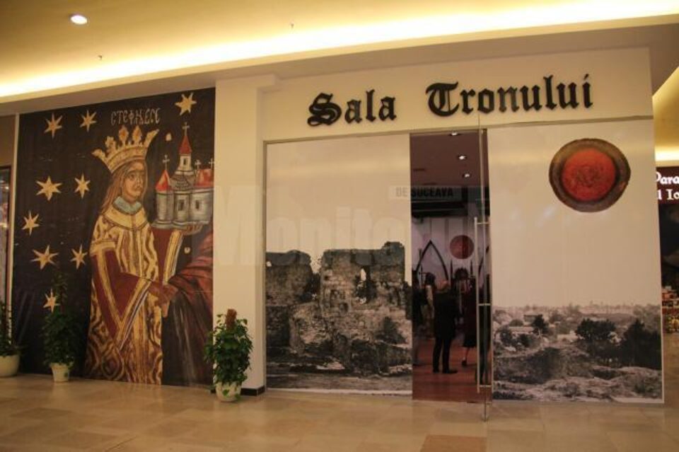 Expoziția permanentă Sala Tronului, a Muzeului de Istorie a Bucovinei, se bucură de vizitatori și la Iulius Mall Expoziția permanentă Sala Tronului, a Muzeului de Istorie a Bucovinei, se bucură de vizitatori și la Iulius Mall