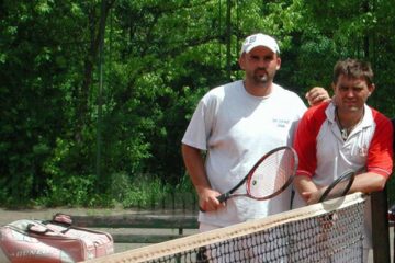 Mihai Pânzaru și Irinel Nanu au reușit câte două victorii în turneul de la Suceava