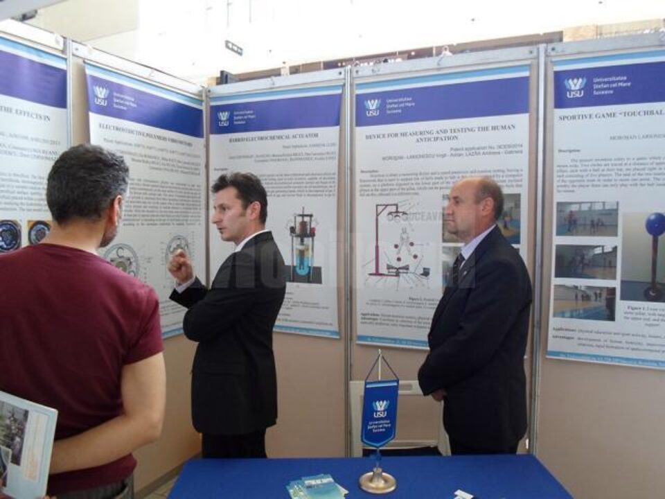 Cu un stand expozițional deosebit, Universitatea din Suceava a obținut 14 medalii