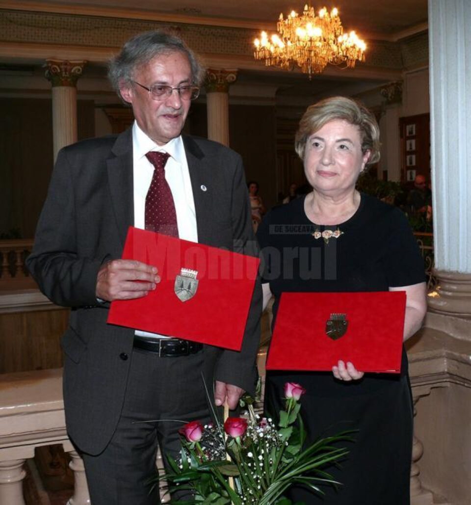 Rumelia Koren și Vasile Astărăstoae, cetățeni de onoare ai Fălticeniului