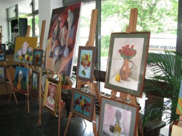 Expoziția Școlii de Arte „Ion Irimescu” Suceava, dedicată zilei de 1 Iunie