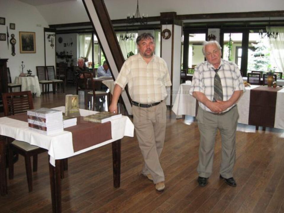 La Hanul Voievozilor a avut loc lansarea volumului semnat de prof. dr. Daniel Hrenciuc La Hanul Voievozilor a avut loc lansarea volumului semnat de prof. dr. Daniel Hrenciuc