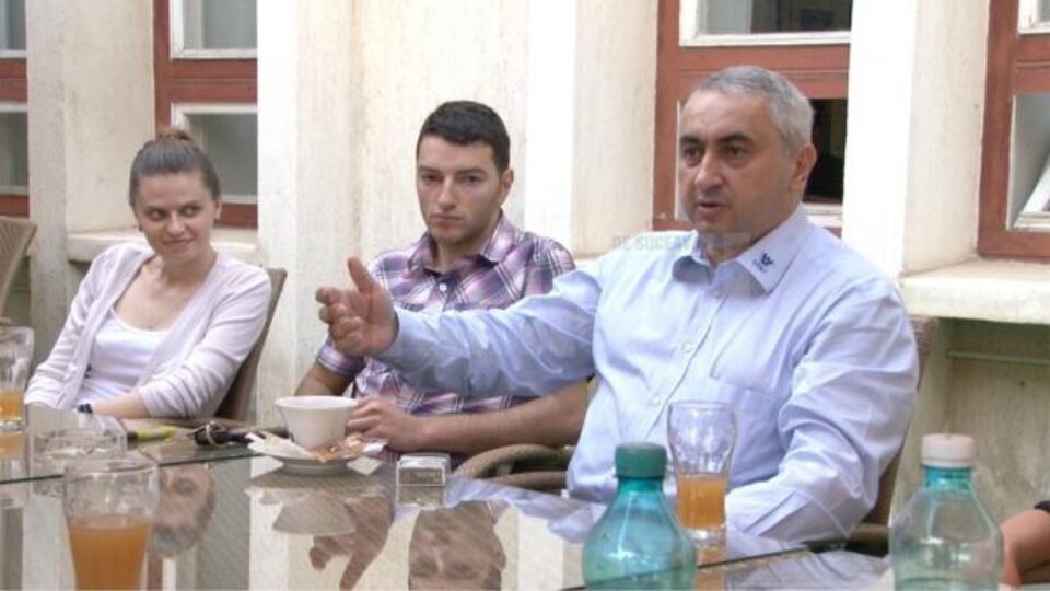 Taifasul s-a desfășurat într-o atmosferă cordială, familiară, condimentată cu umor