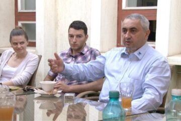 Taifasul s-a desfășurat într-o atmosferă cordială, familiară, condimentată cu umor
