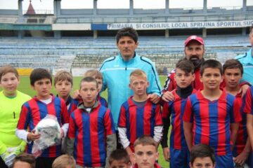 Belodedici a fost așteptat cu entuziasm de copii