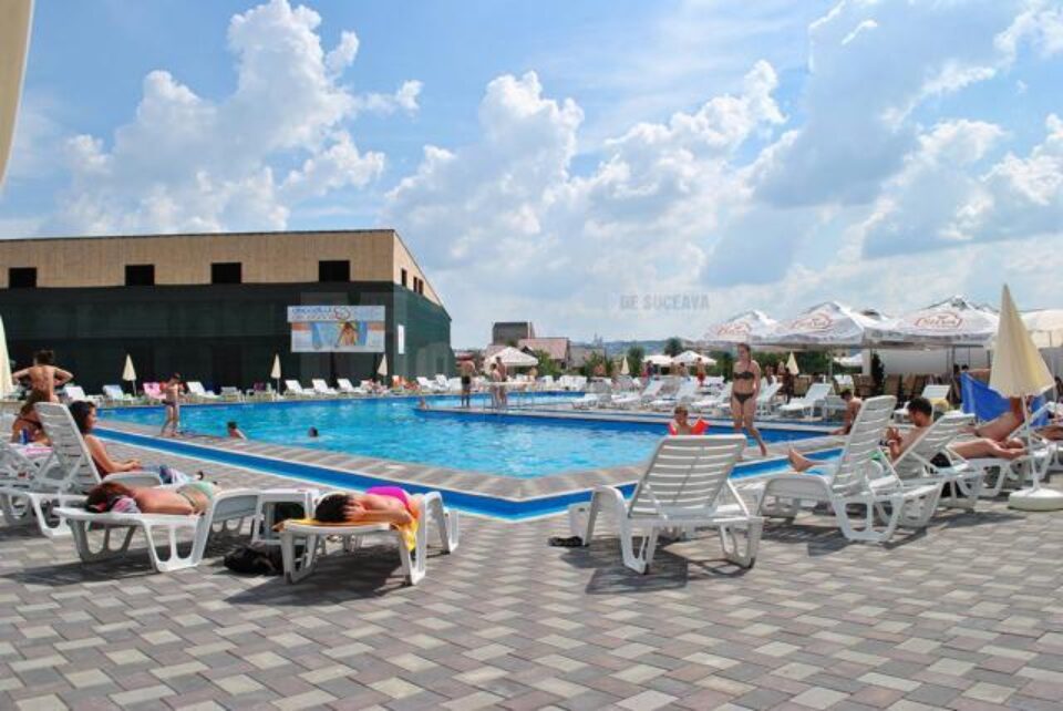 Piscina Capitoliu Garden se deschide de vineri, cu noi oportunități de distracție