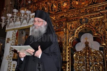 Ordinul de începere a lucrărilor de restaurare a Mănăstirii Putna, dat în prezența vicepremierului Liviu Dragnea