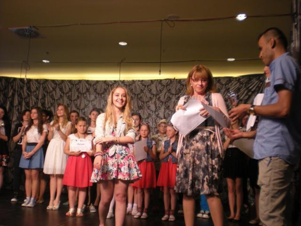 Trofeul „Vocea Bucovinei” a fost obținut de eleva Ștefana Dana Lazăr, de la Colegiul Național „Mihai Eminescu” din Suceava