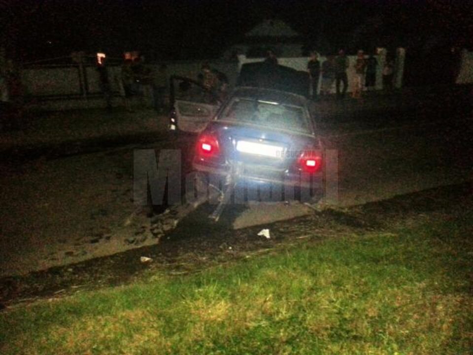 Un șofer beat a provocat un accident la Ipotești