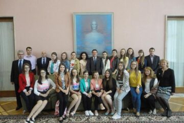 Lotul național al olimpicilor din România a fost alcătuit din 18 elevi
