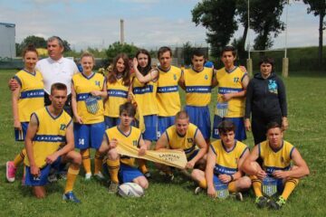 Cupa Sucevei a adunat în teren peste 200 de copii, seniori și foști jucători ai României