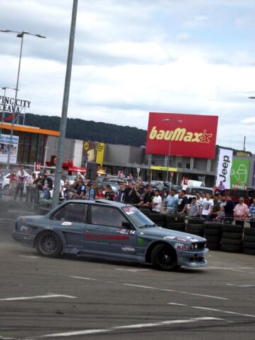 Demonstrațiile de măiestrie a piloților de drift din trei județe