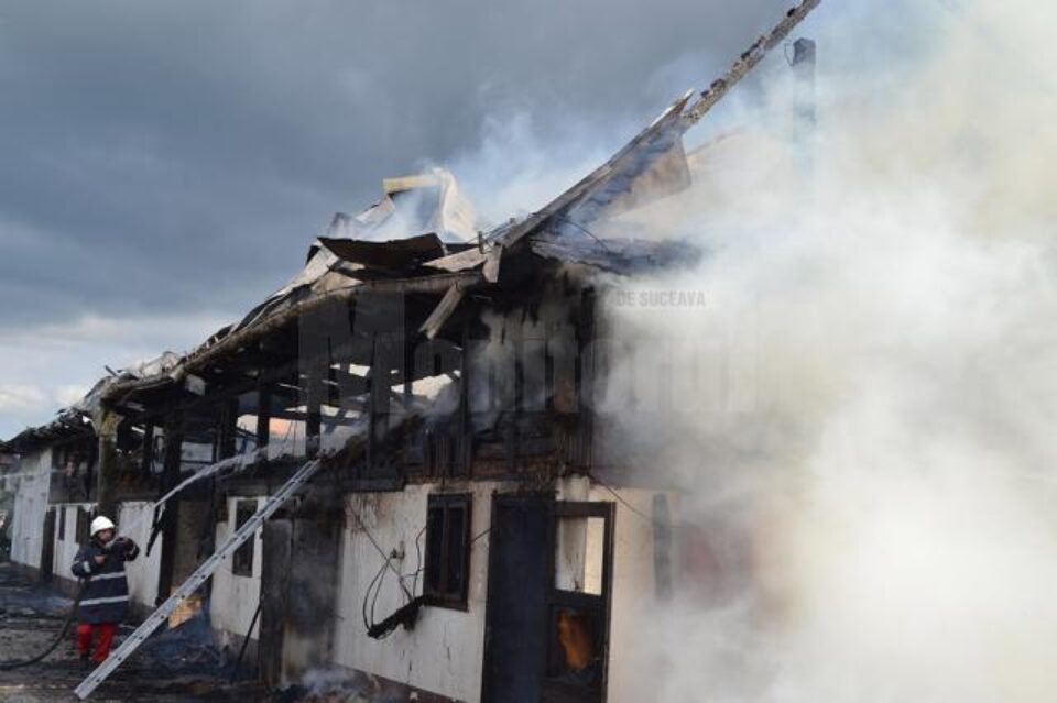 Ferma de animale a Grupului Școlar Bivolărie, distrusă de un incendiu