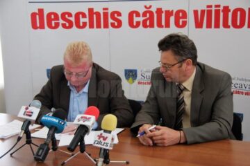 Vicepreședintele CJ Suceava, Alexandru Rădulescu a semnat contractul pentru lucrările de restaurare a Muzeului de Istorie
