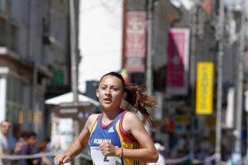 Ioana Pascar, de la LPS Suceava a câștigat argintul cu echipa României și va merge la europene alături de cei doi colegi din județ