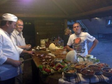 Familia Reghecampf s-a îndrăgostit iremediabil de Bucovina
